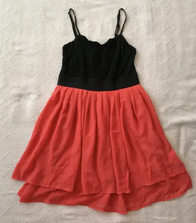 Vestido bicolor negro y coral - miniatura 1