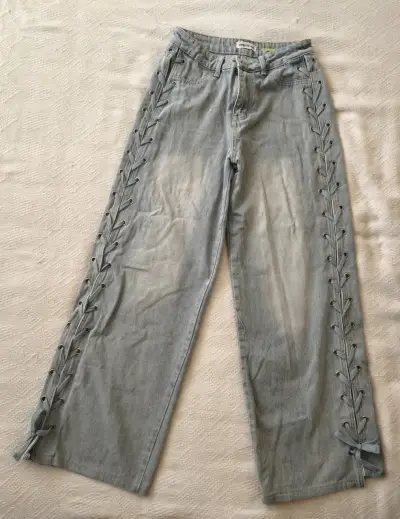 Jeans mujer con lazos laterales - miniatura 1