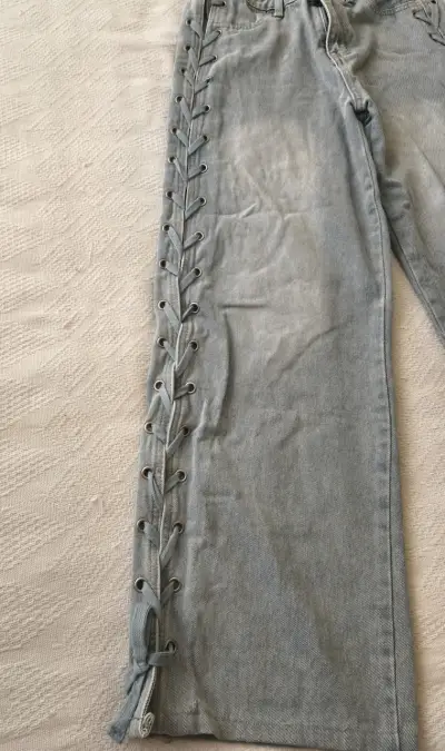 Jeans mujer con lazos laterales - miniatura 2