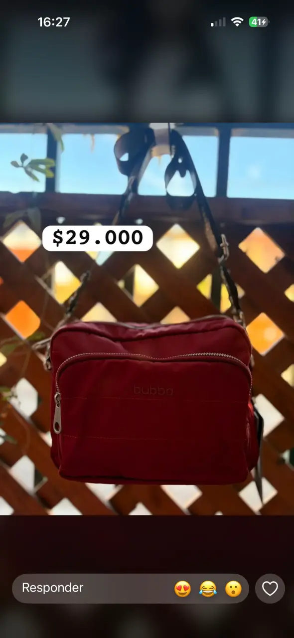 Cartera roja Bubba compacta