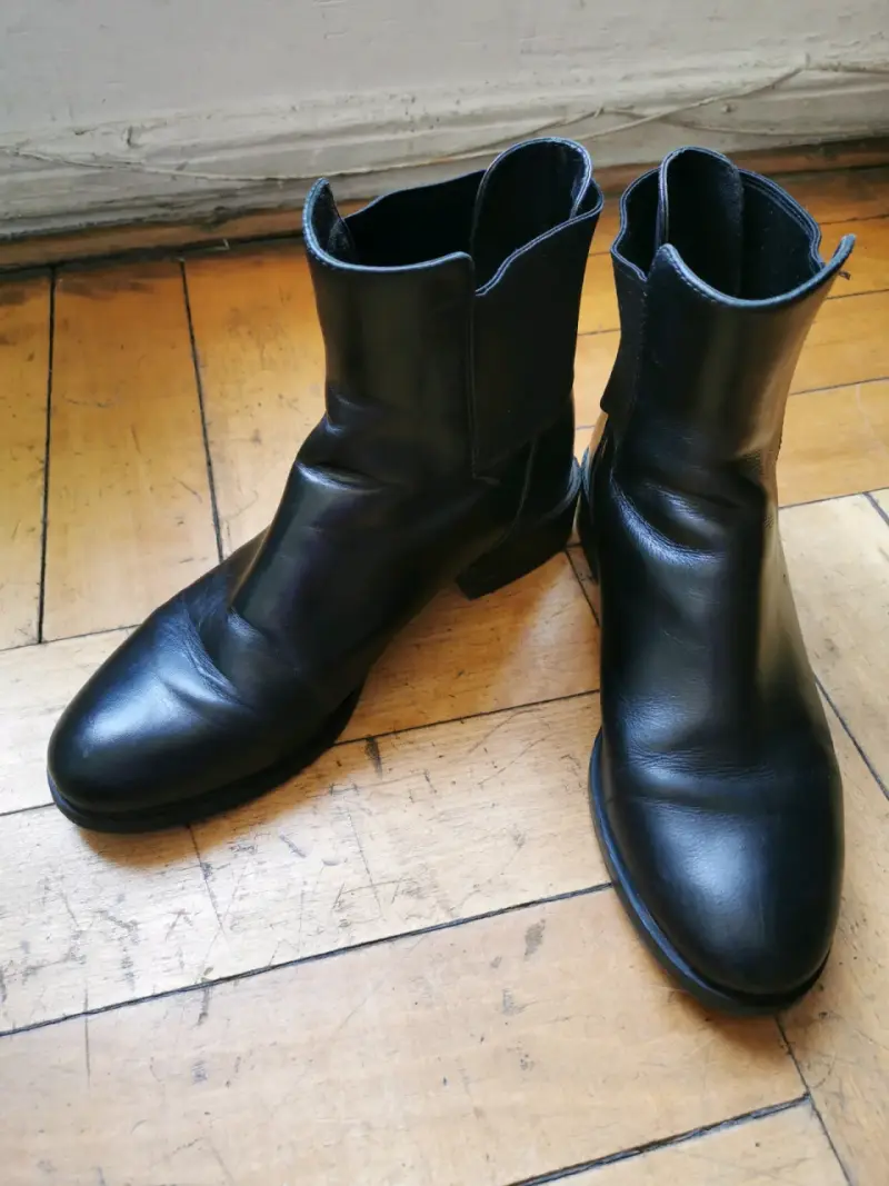 Botines negros de cuero Clarks - 2