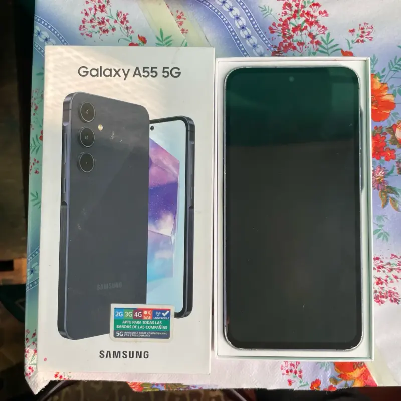 Samsung A55 5G 256GB - (Detalles esteticos) - 6