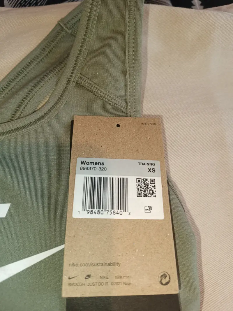 Top deportivo Nike verde XS - 2