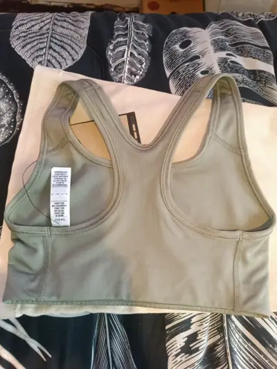 Top deportivo Nike verde XS - miniatura 3