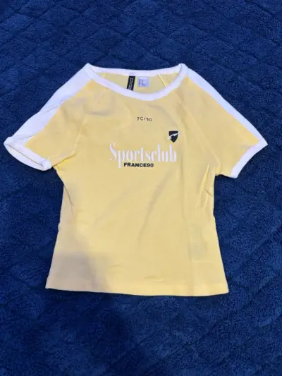 Polera HyM amarilla con mangas blancas - miniatura 2