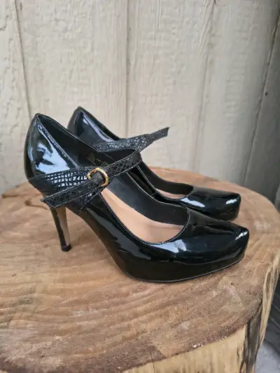 Zapatos de tacón negros charol - miniatura 2