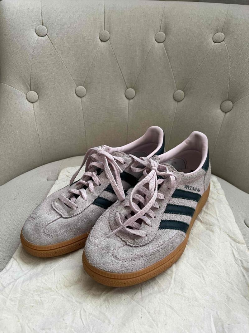 Zapatillas Adidas Spezial rosas - 2