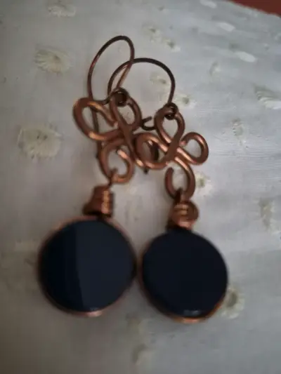 Aros colgantes de cobre y piedra onix - miniatura 2