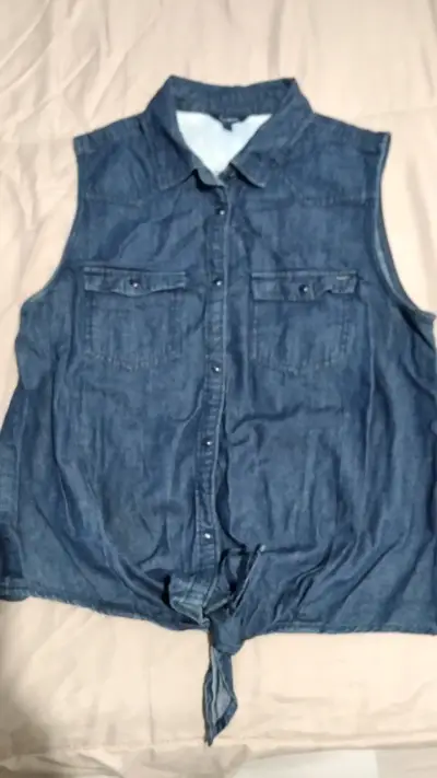 Blusa sin mangas de mezclilla - miniatura 1