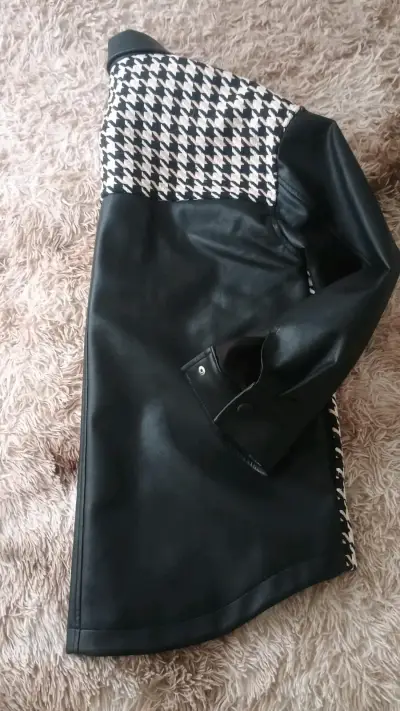 Chaqueta de ecocuero y pata de gallo oversise - miniatura 3
