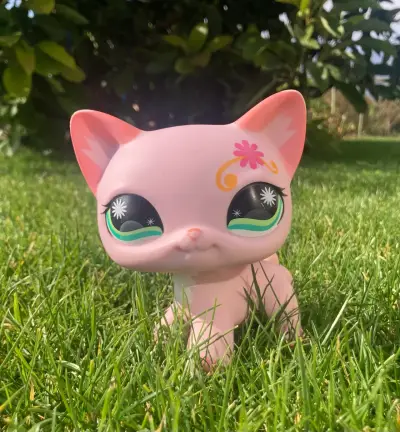 Littlest Pet Shop Gatito Rosa - miniatura 1