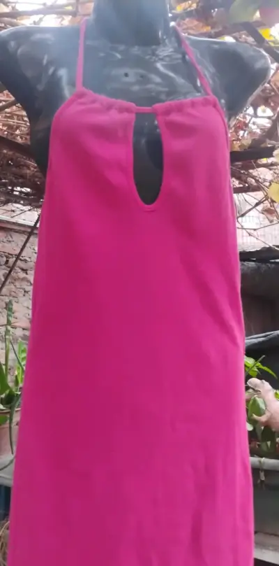Vestido fucsia sin mangas - miniatura 1