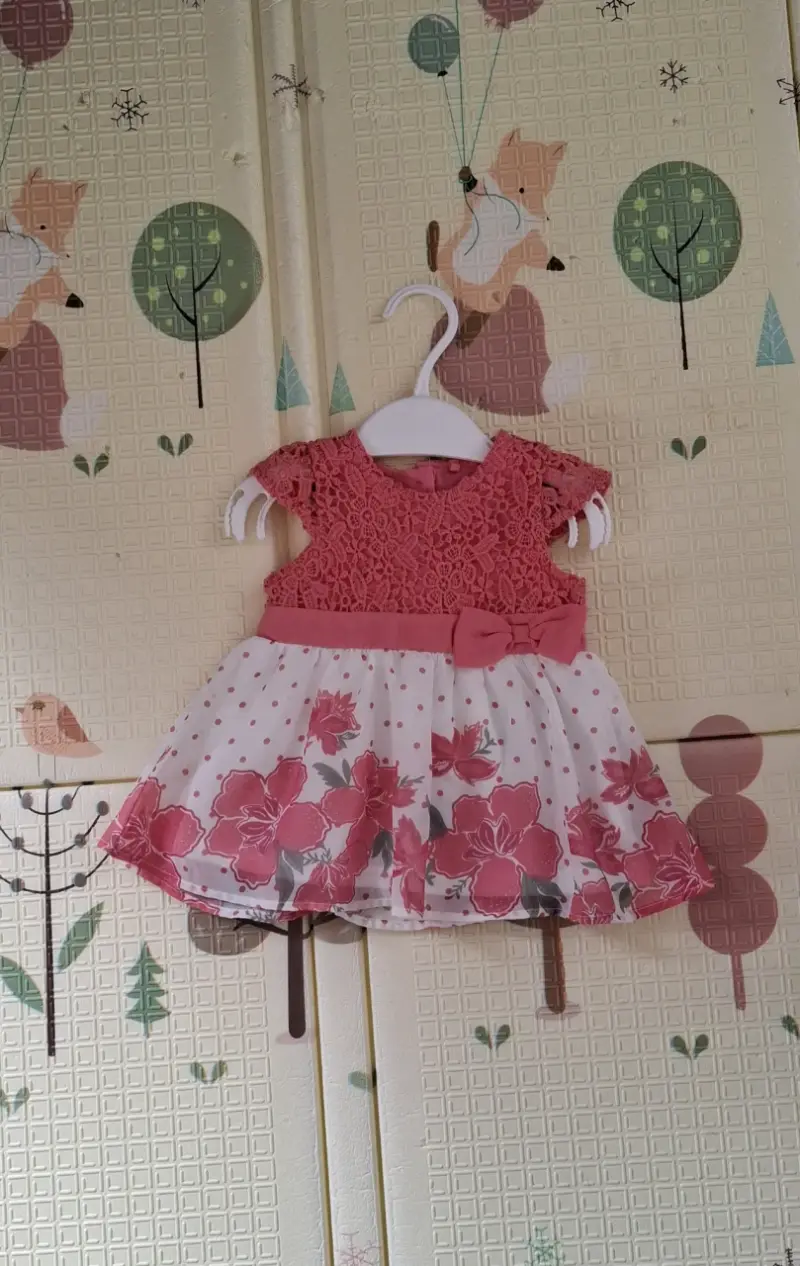 Vestido de niña con chaqueta rosa - 2