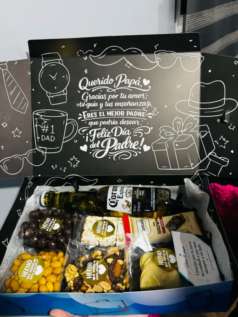 Caja regalo con snacks y cerveza - 2