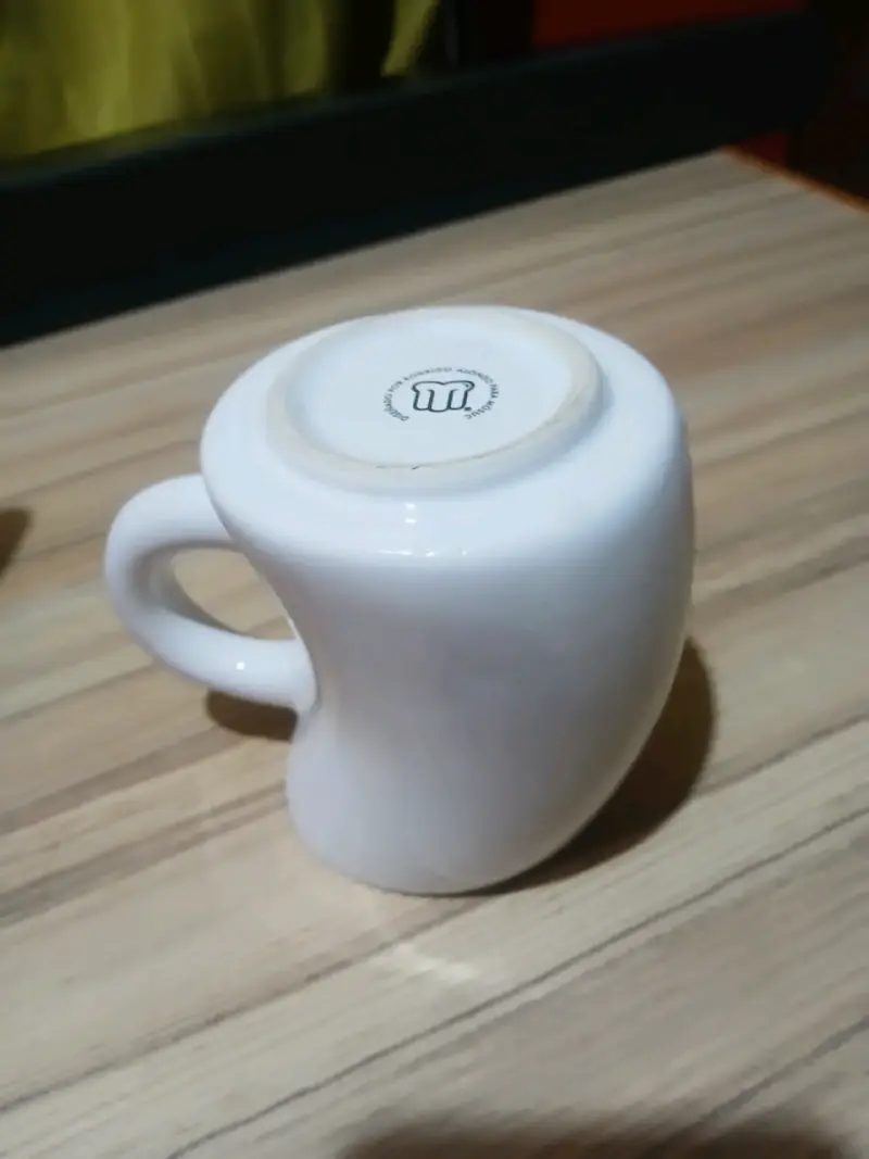 Taza cerámica blanca diseño original - 3