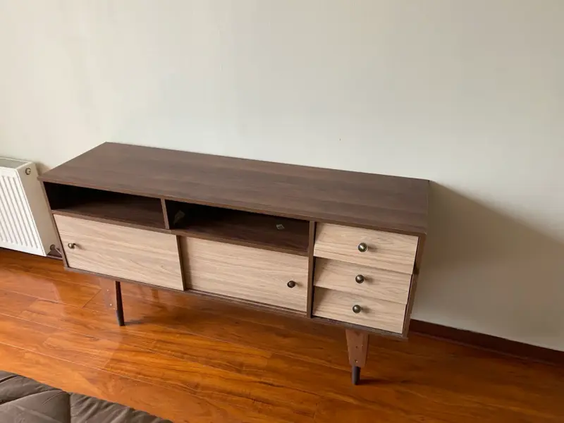 Mueble de TV madera oscuro - 1