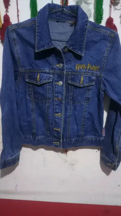 Chaqueta de mezclilla bordada para niña - miniatura 2