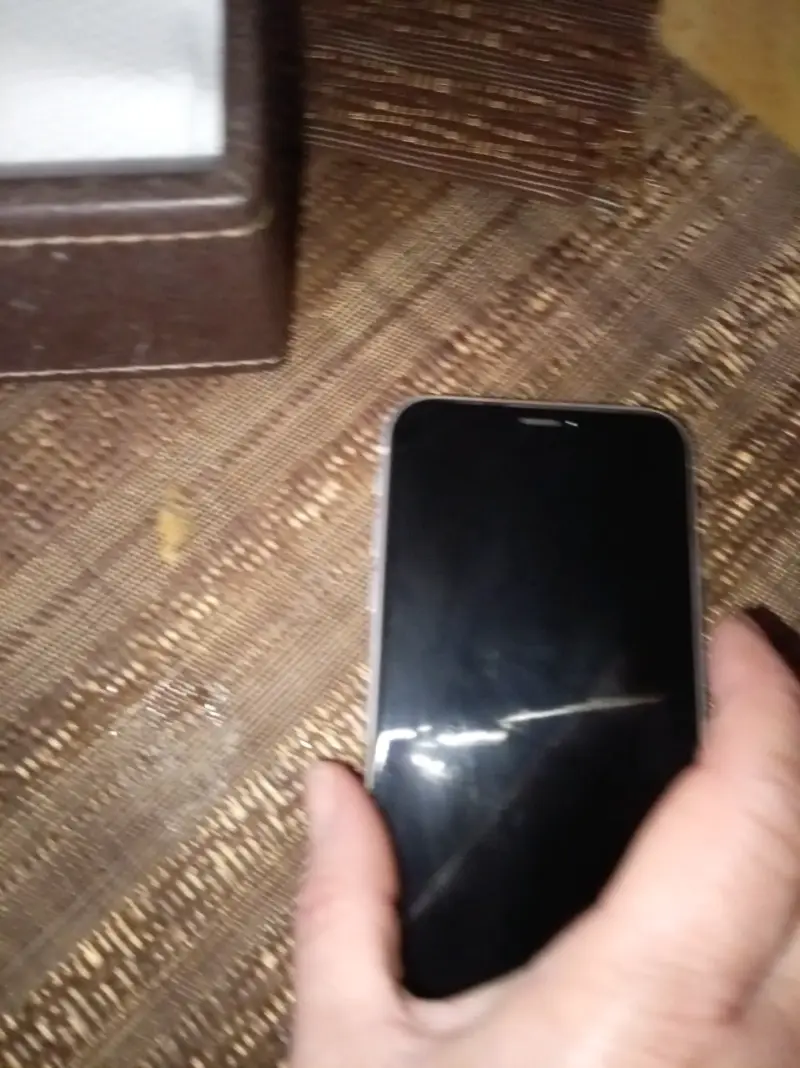 iPhone blanco en buen estado - 3