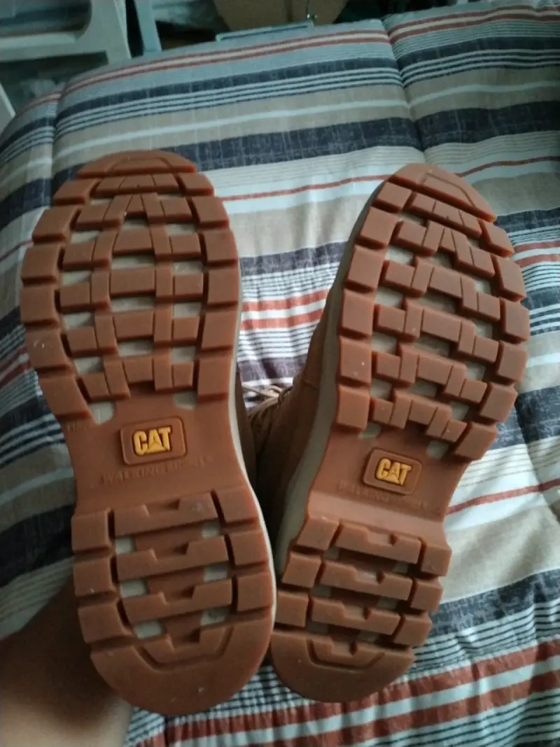 Botas marrones Caterpillar impermeables - 2