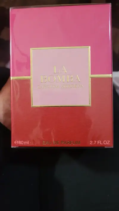 Perfume La Bomba Carolina Herrera - miniatura 1