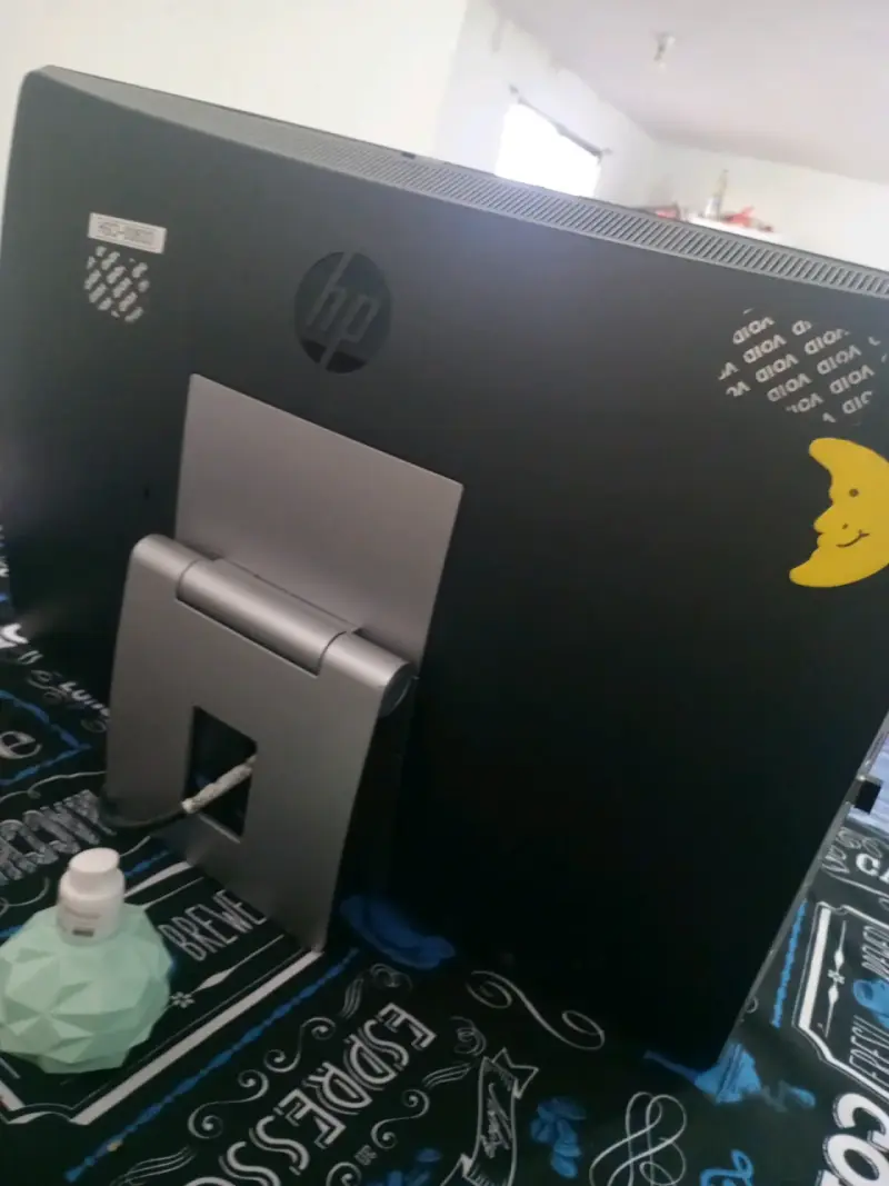 Monitor HP pantalla ancha - 2