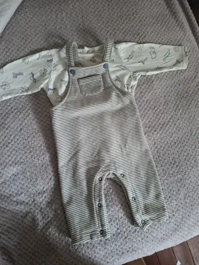 Lote de niño de 3 a 6 meses y parca 12 meses - miniatura 6