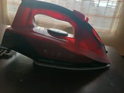 Plancha de vapor roja - miniatura 2