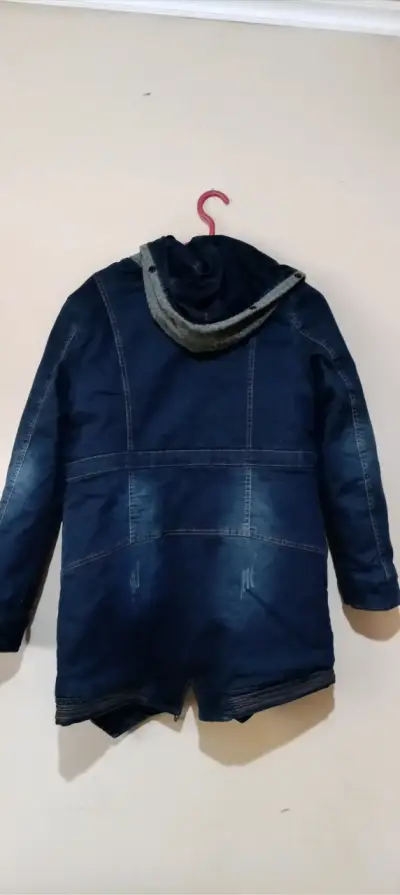 Abrigo denim con capucha - miniatura 2