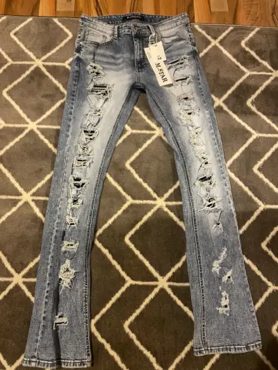 Jeans en tonos oscuros y claros - miniatura 5