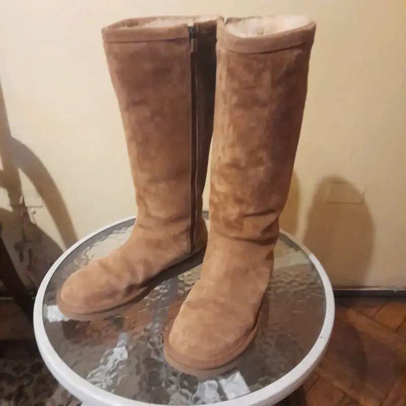 Botas altas de gamuza marrón - 1