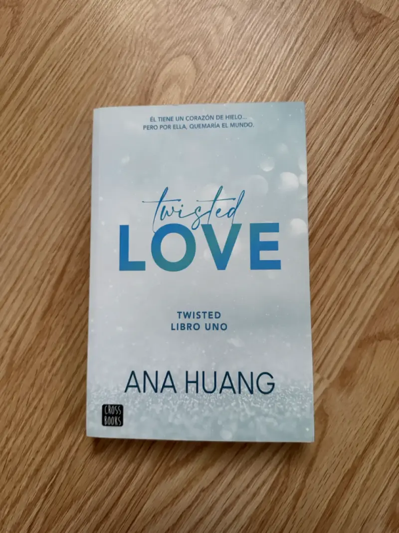 Libro Twisted Love Ana Huang - 1