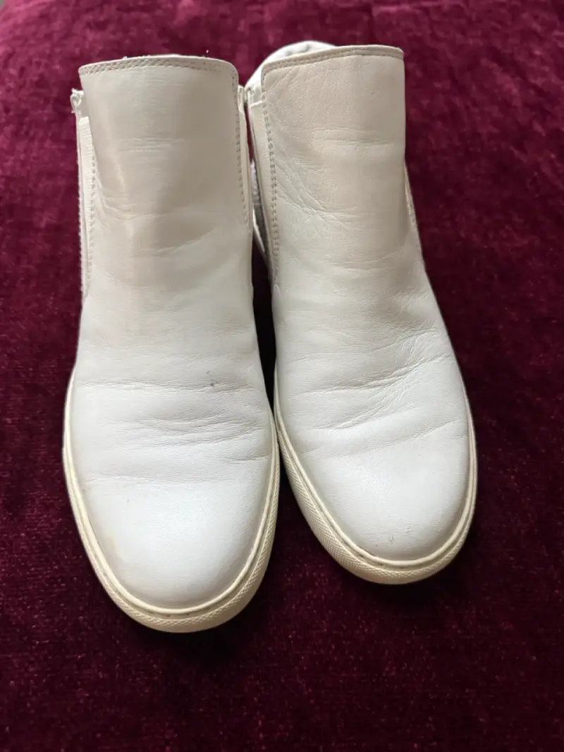 Zapatillas Kenneth Cole blancas con brillo - 4