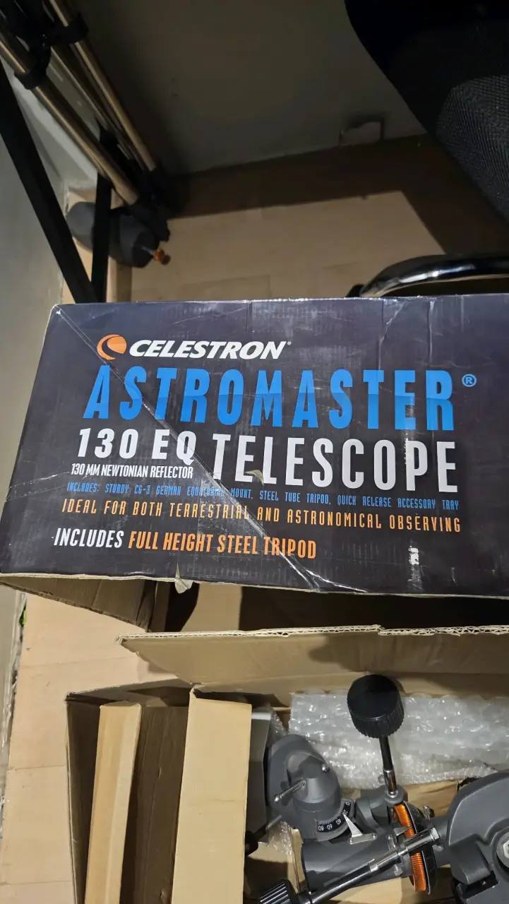 Telescopio Celestron AstroMaster - 3