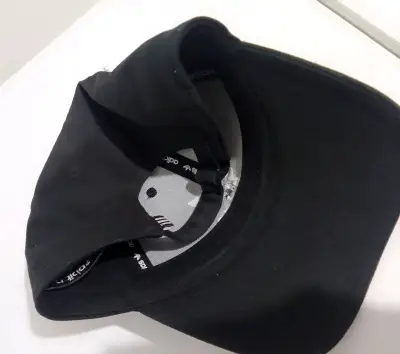 Gorro negro Adidas original - miniatura 2