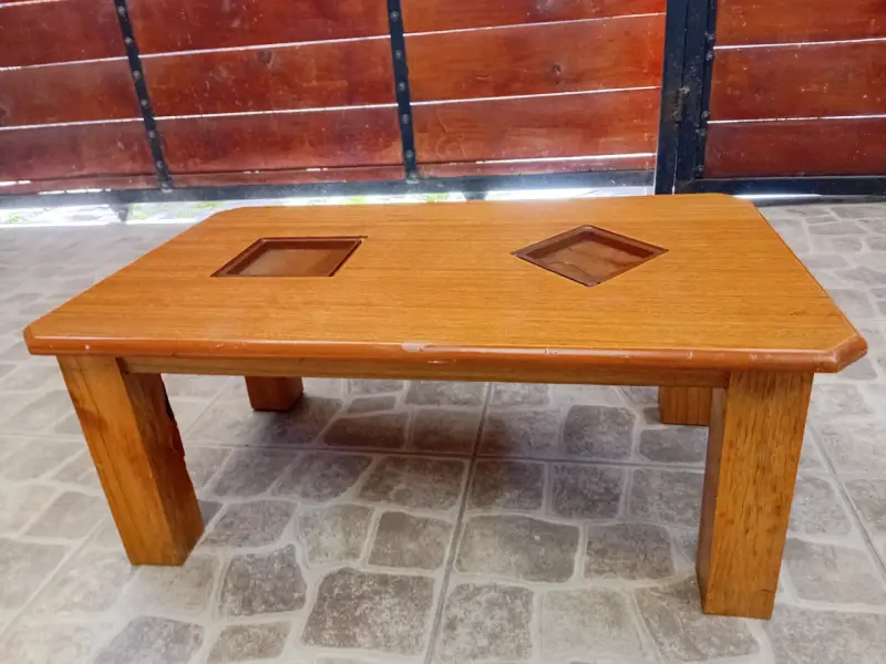 Mesa baja de madera - 1