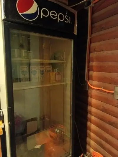 Refrigerador comercial Pepsi usado - miniatura 1