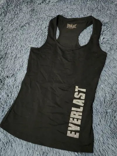 Polera negra Everlast deportiva - miniatura 1