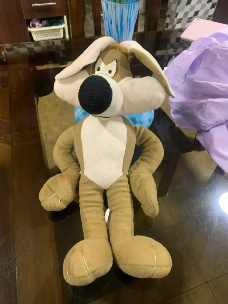 Peluche de personaje animado - 1
