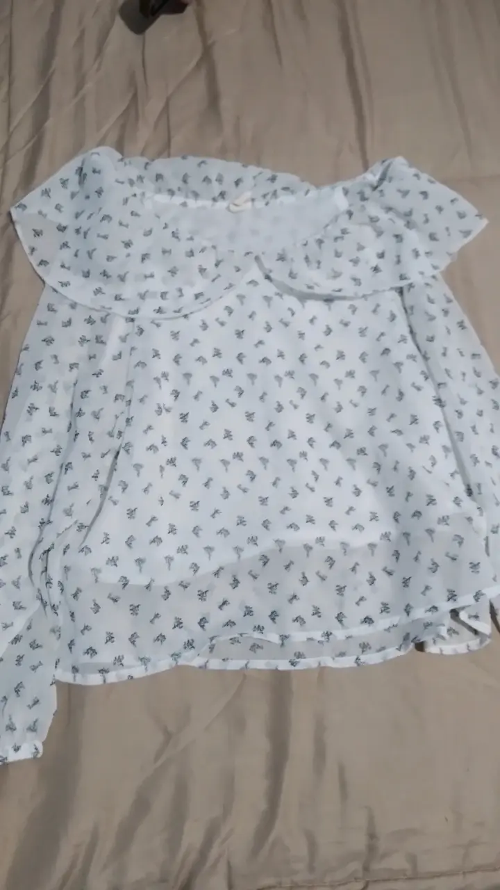 Blusa blanca estampada floral
