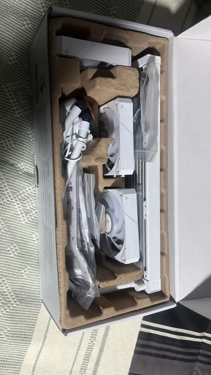 Ventiladores para PC Aorus - 2