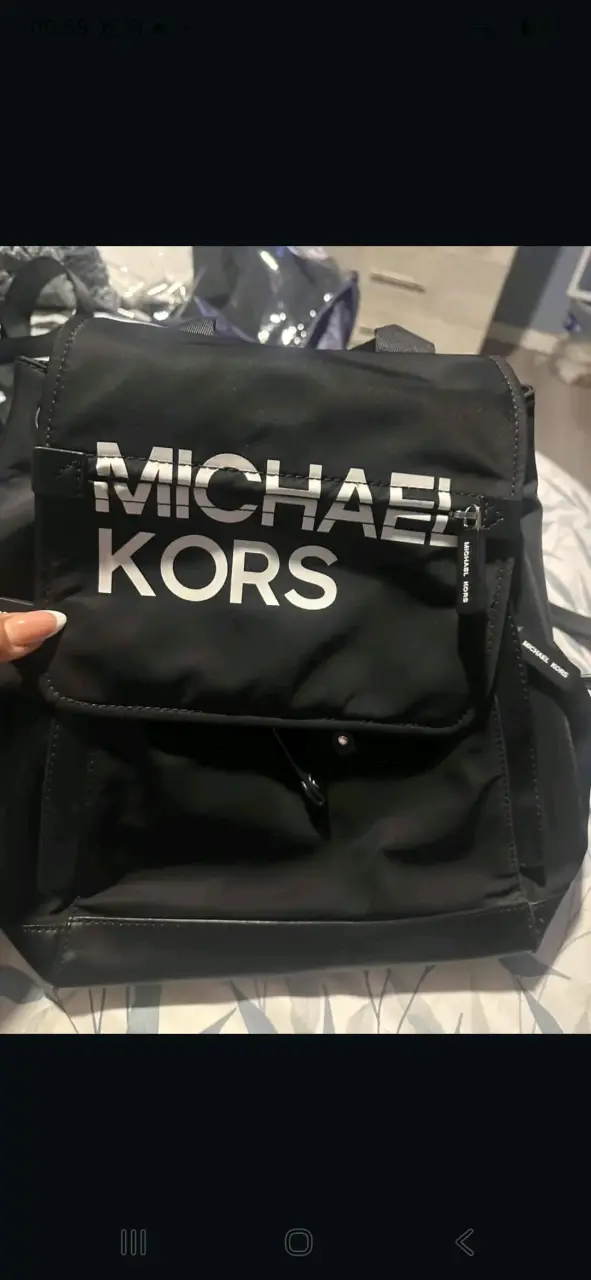 Mochila negra Michael Kors