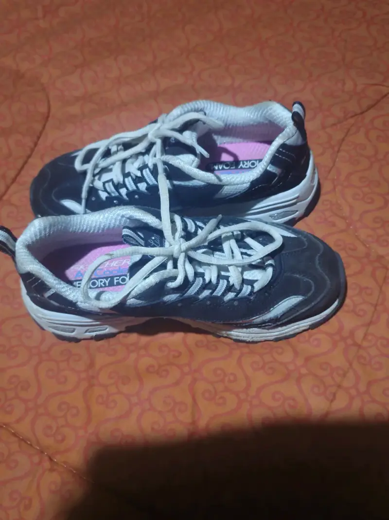 Zapatillas deportivas skechers 34. - 2