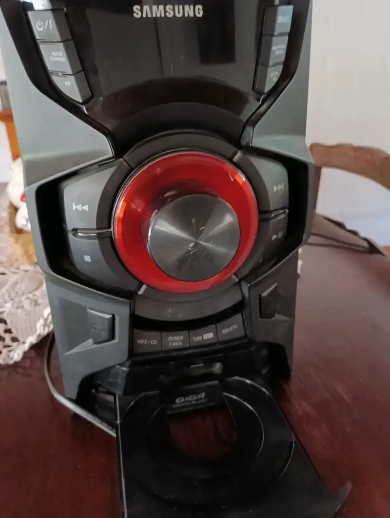 Mini sistema de audio Giga Samsung - 3