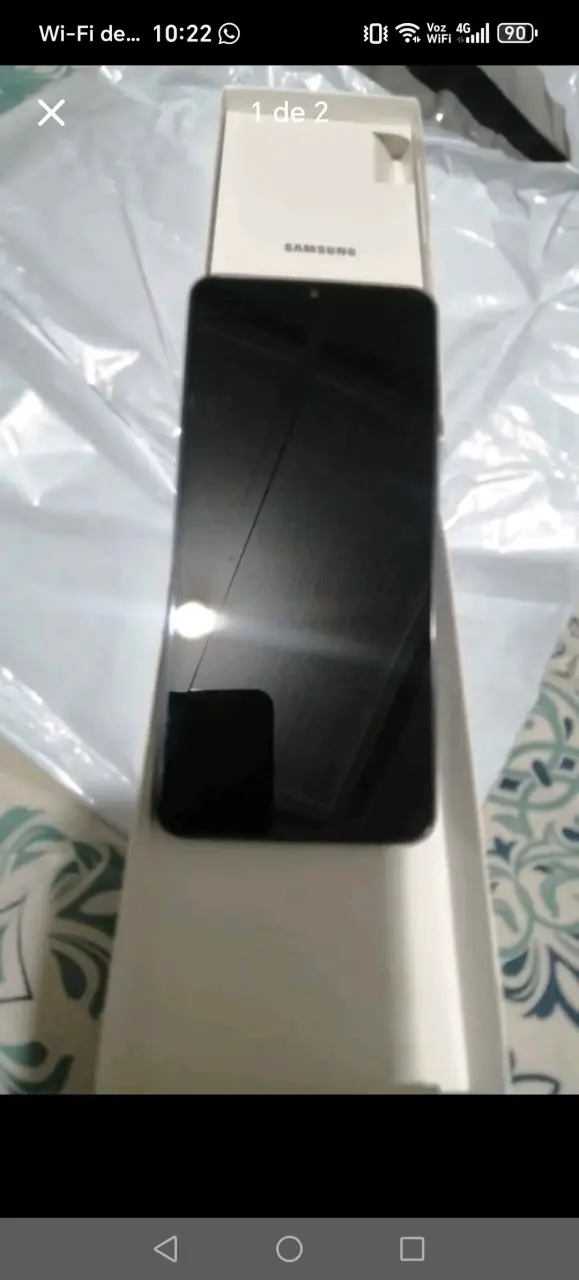 Smartphone Samsung en buen estado - 1