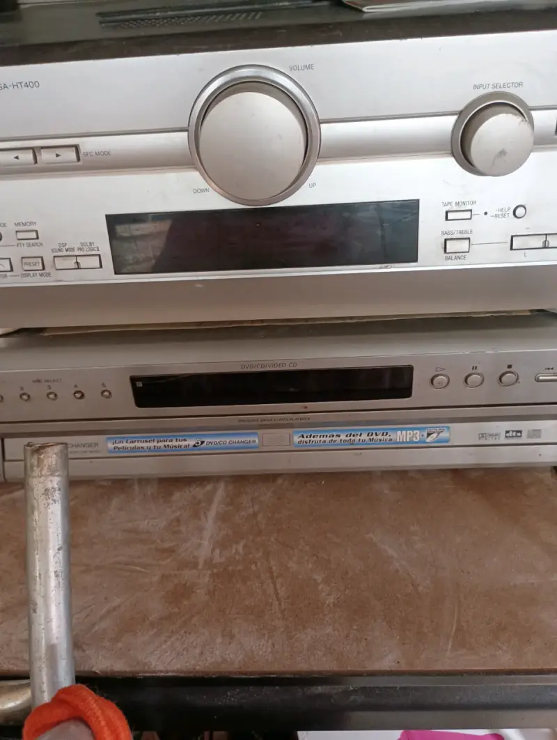 Sistema de audio Home Theater 80Wx6 - 2