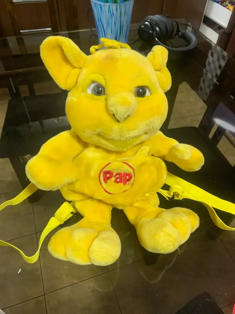 Mochila de peluche amarilla - 1
