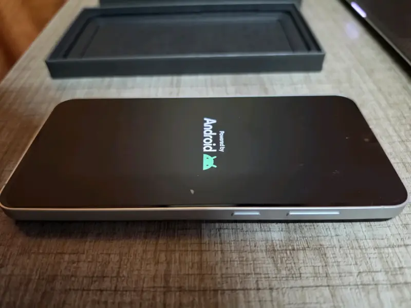 Samsung Galaxy S25 FE 256 GB - 4