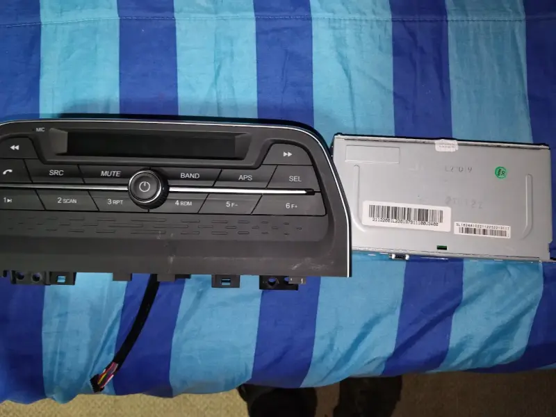 Radio para auto con controles