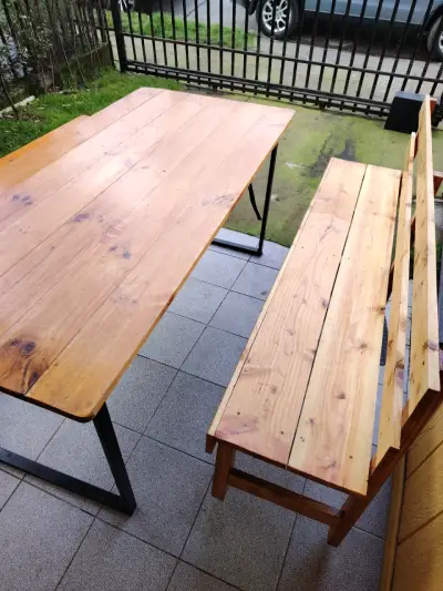 Conjunto de mesa y bancas de madera - miniatura 2