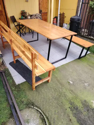 Conjunto de mesa y bancas de madera - miniatura 4